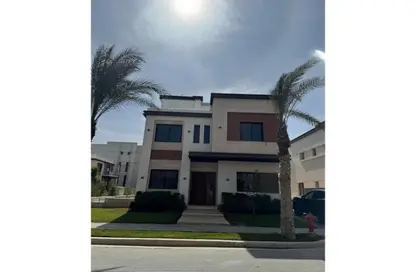 Townhouse - 6 Bedrooms - 4 Bathrooms for sale in Azzar - 5th Settlement Compounds - The 5th Settlement - New Cairo City - Cairo