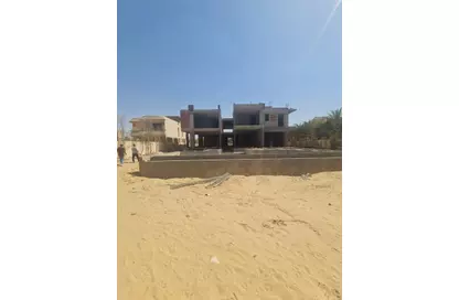 فيلا للبيع في جولف سيتي - مدينة العبور - القليوبية
