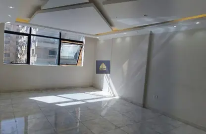 Apartment - 3 Bedrooms - 2 Bathrooms for rent in Zahraa El Maadi - Hay El Maadi - Cairo
