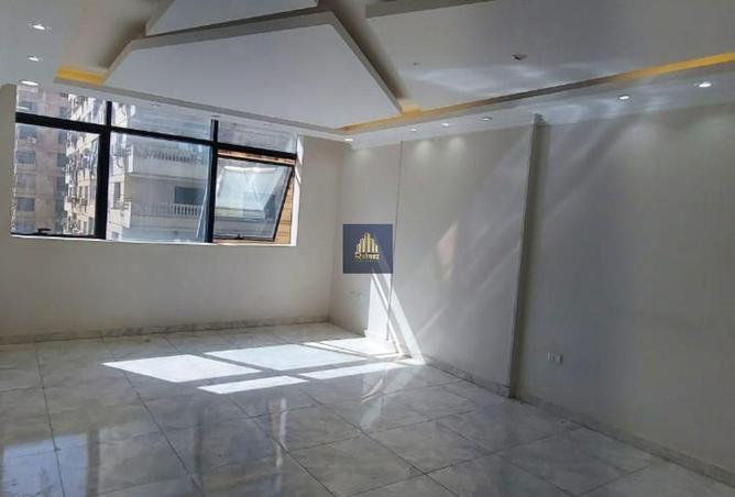 8017441 - Property Main Image