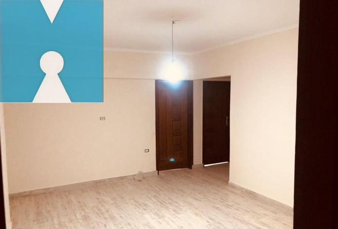 8358601 - Property Image 3