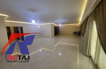 Apartment - 3 Bedrooms - 3 Bathrooms for sale in Sour Dar Al Defaa El Gawy St. - Ard El Golf - Heliopolis - Masr El Gedida - Cairo