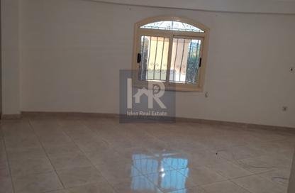 Apartment - 3 Bedrooms - 2 Bathrooms for rent in Area A - Ganoob El Acadimia - New Cairo City - Cairo