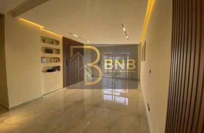 Apartment - 1 Bedroom - 2 Bathrooms for sale in Hyde Park - 5th Settlement Compounds - The 5th Settlement - New Cairo City - Cairo