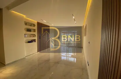 Apartment - 1 Bedroom - 2 Bathrooms for sale in Hyde Park - 5th Settlement Compounds - The 5th Settlement - New Cairo City - Cairo