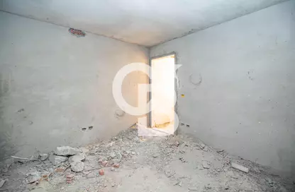 شقة - 3 غرف نوم - 2 حمامات للبيع في سموحة - حي شرق - الاسكندرية