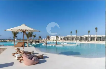 شقق فندقية - 3 غرف نوم - 2 حمامات للبيع في فوكا باي - قسم مرسي مطروح - الساحل الشمالي