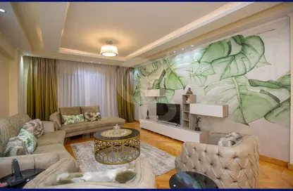 Apartment - 3 Bedrooms - 3 Bathrooms for sale in Champollion St. - Azarita - Hay Wasat - Alexandria