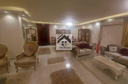 شقة - 3 غرف نوم - 3 حمامات للبيع في شرق الاكاديمية - مدينة القاهرة الجديدة - القاهرة