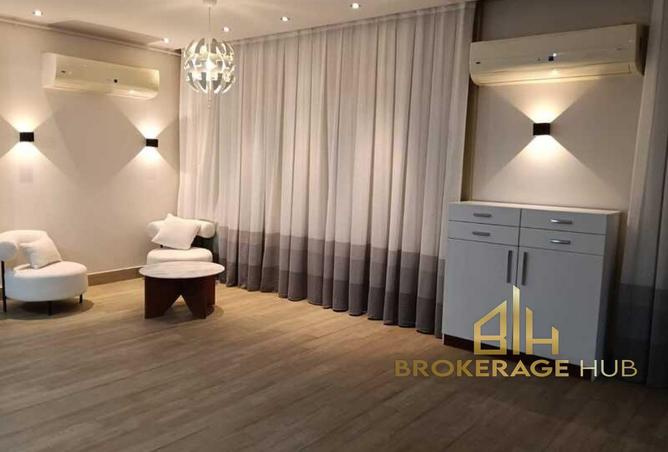 8281092 - Property Image 3