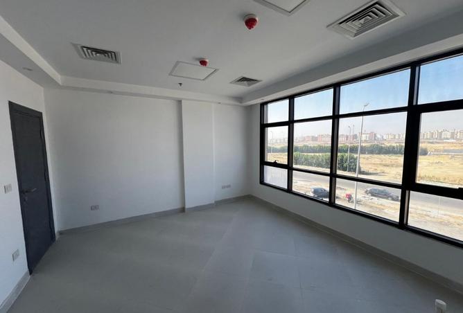 8095251 - Property Image 2