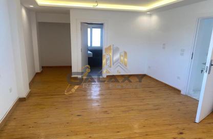 Apartment - 4 Bedrooms - 3 Bathrooms for rent in Wadi Degla St. - 3rd Sector - Zahraa El Maadi - Hay El Maadi - Cairo