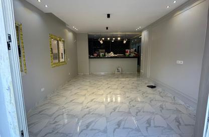 Apartment - 3 Bedrooms - 3 Bathrooms for sale in South Lotus - El Lotus - New Cairo City - Cairo