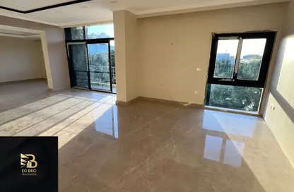 Apartment - 3 Bedrooms - 3 Bathrooms for sale in New Cairo City - Cairo