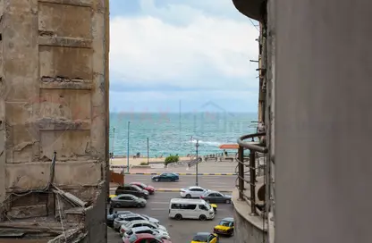 شقة - 3 غرف نوم - 2 حمامات للبيع في كليوباترا - حي شرق - الاسكندرية