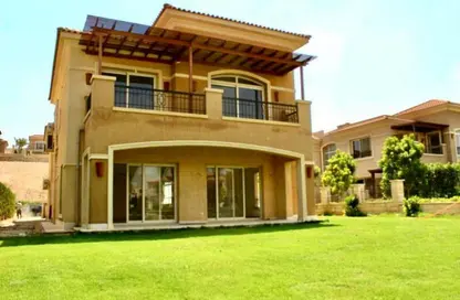 Townhouse - 3 Bedrooms - 4 Bathrooms for sale in Al Patio Prime - El Patio - El Shorouk Compounds - Shorouk City - Cairo