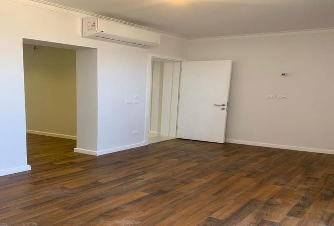 8119817 - Property Image 2