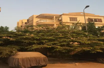 Apartment - 4 Bedrooms - 3 Bathrooms for sale in 7th District - Sheikh Zayed City - Giza