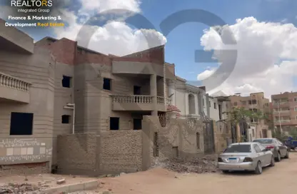 Villa - 3 Bedrooms - 2 Bathrooms for sale in Star City - Hadayek October - 6 October City - Giza Villa - 3 Bedrooms - 2 Bathrooms for sale in Star City - Hadayek October - 6 October City - Giza