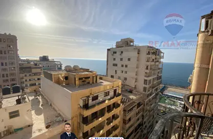 Apartment - 3 Bedrooms - 2 Bathrooms for sale in Mostafa Abou Heif St. - Saba Basha - Hay Sharq - Alexandria