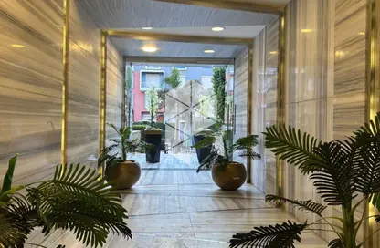 شقة - 2 غرف نوم - 2 حمامات للبيع في فيفث سكوير - التجمع الخامس - مدينة القاهرة الجديدة - القاهرة