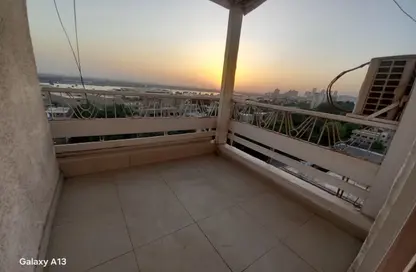 Apartment - 2 Bedrooms - 1 Bathroom for rent in Street 15 - Maadi - Hay El Maadi - Cairo