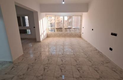 Apartment - 3 Bedrooms - 2 Bathrooms for sale in Al Bashayer District - 6 October City - Giza