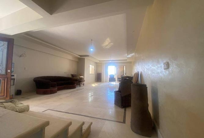 8382625 - Property Image 2