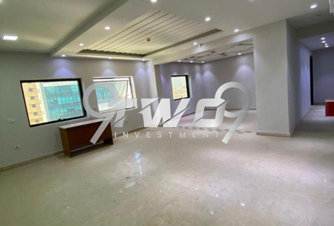 8399366 - Property Image 2