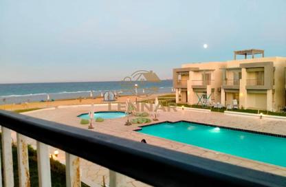Chalet - 2 Bedrooms - 1 Bathroom for sale in Coronado Marina - Al Ain Al Sokhna - Suez