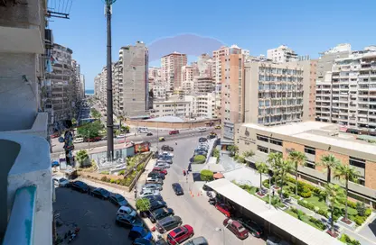 شقة - 3 غرف نوم - 1 حمام للبيع في ميامي - حي اول المنتزة - الاسكندرية