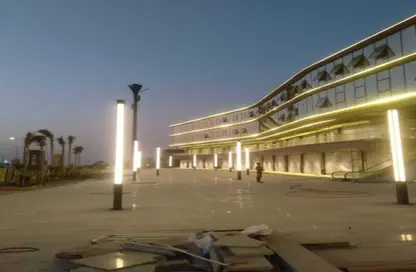 مساحات مكتبية - استوديو - 1 حمام للبيع في سواي مول - محور محمد نجيب - المستثمرين الشمالية - مدينة القاهرة الجديدة - القاهرة