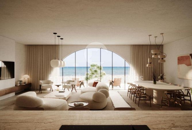 8400094 - Property Image 2