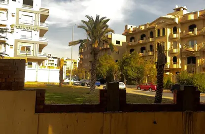 Apartment - 3 Bedrooms - 3 Bathrooms for sale in Beverly Hills - Sheikh Zayed Compounds - Sheikh Zayed City - Giza