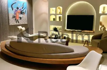 Apartment - 2 Bedrooms - 2 Bathrooms for sale in Ivoire - Sheikh Zayed City - Giza