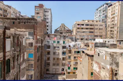 شقة - 3 غرف نوم - 2 حمامات للبيع في شارع بورسعيد - سبورتنج - حي شرق - الاسكندرية