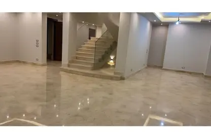 فيلا - 5 غرف نوم - 7 حمامات للايجار في كايرو فيستيفال سيتى - المستثمرين الشمالية - مدينة القاهرة الجديدة - القاهرة