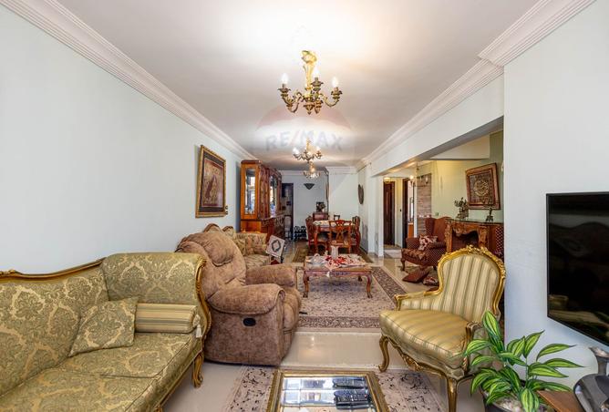 8172376 - Property Image 2