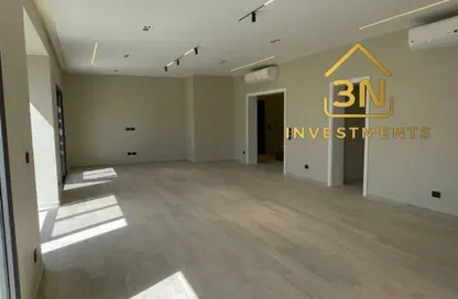 Duplex - 3 Bedrooms - 4 Bathrooms for rent in Eastown - 5th Settlement Compounds - The 5th Settlement - New Cairo City - Cairo