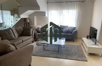 (بنتهاوس  (روف - 3 غرف نوم - 3 حمامات للايجار في ذا فيلدج - المستثمرين الجنوبية - مدينة القاهرة الجديدة - القاهرة