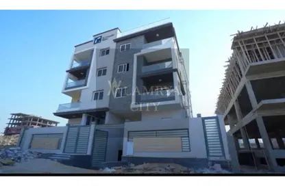 Apartment - 4 Bedrooms - 4 Bathrooms for sale in Bait Alwatan - The 5th Settlement - New Cairo City - Cairo