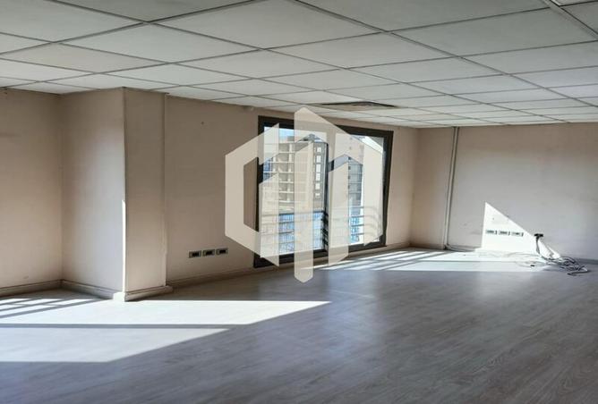 8062409 - Property Image 3