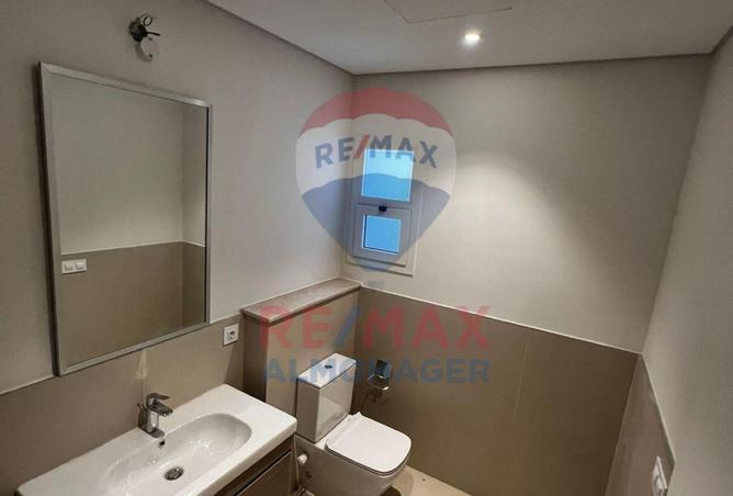 8300042 - Property Image 3