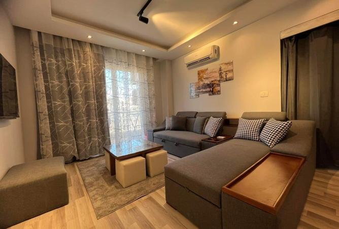 8223206 - Property Image 3