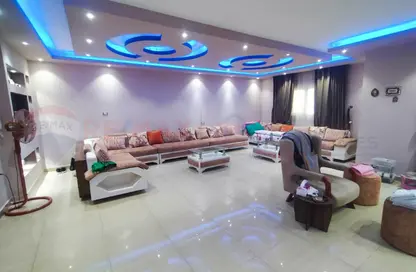 شقة - 3 غرف نوم - 2 حمامات للبيع في رشدي - حي شرق - الاسكندرية شقة - 3 غرف نوم - 2 حمامات للبيع في رشدي - حي شرق - الاسكندرية