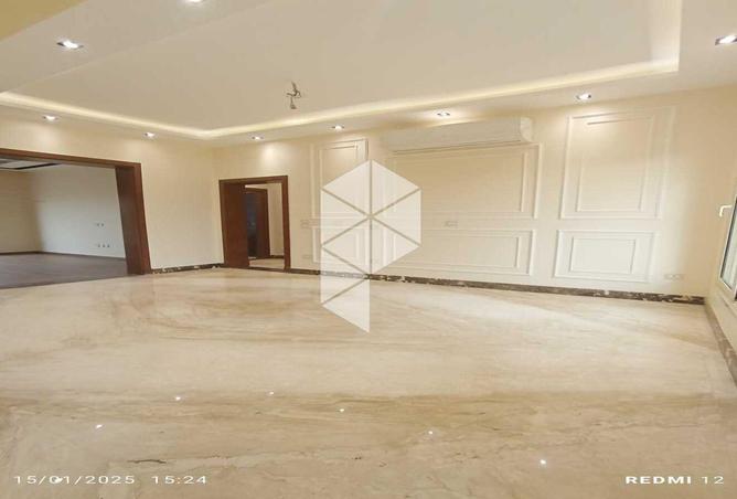 8284396 - Property Image 2