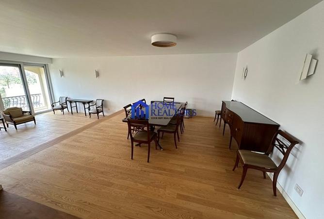 8064036 - Property Image 2
