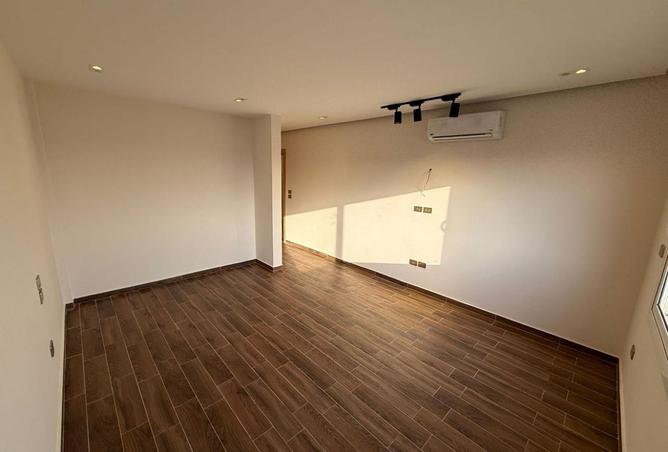 8437060 - Property Main Image