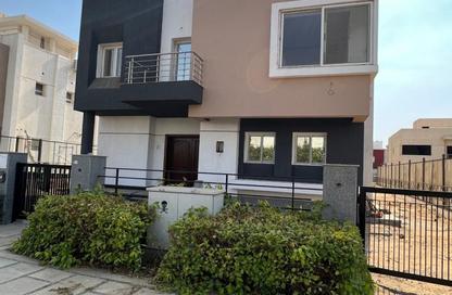 Villa - 3 Bedrooms - 3 Bathrooms for sale in Madinaty - Cairo