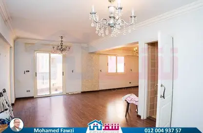 Apartment - 3 Bedrooms - 1 Bathroom for sale in Smouha - Hay Sharq - Alexandria